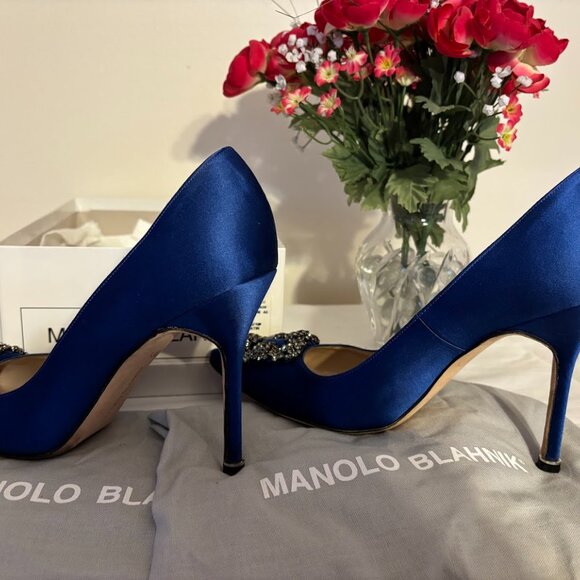 Manolo Blahnik Hangisi Jeweled Heel Blue Satin Pump Shoes - size 8.5 - Picture 14 of 16